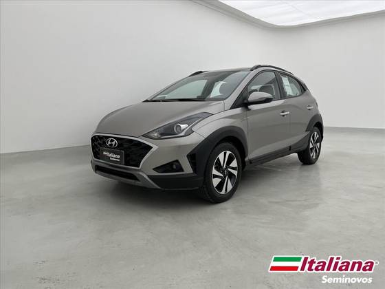 HYUNDAI HB20X 1.6 16V FLEX DIAMOND AUTOMÁTICO HYUNDAI HB20X 1.6 16V FLEX DIAMOND AUTOMÁTICO